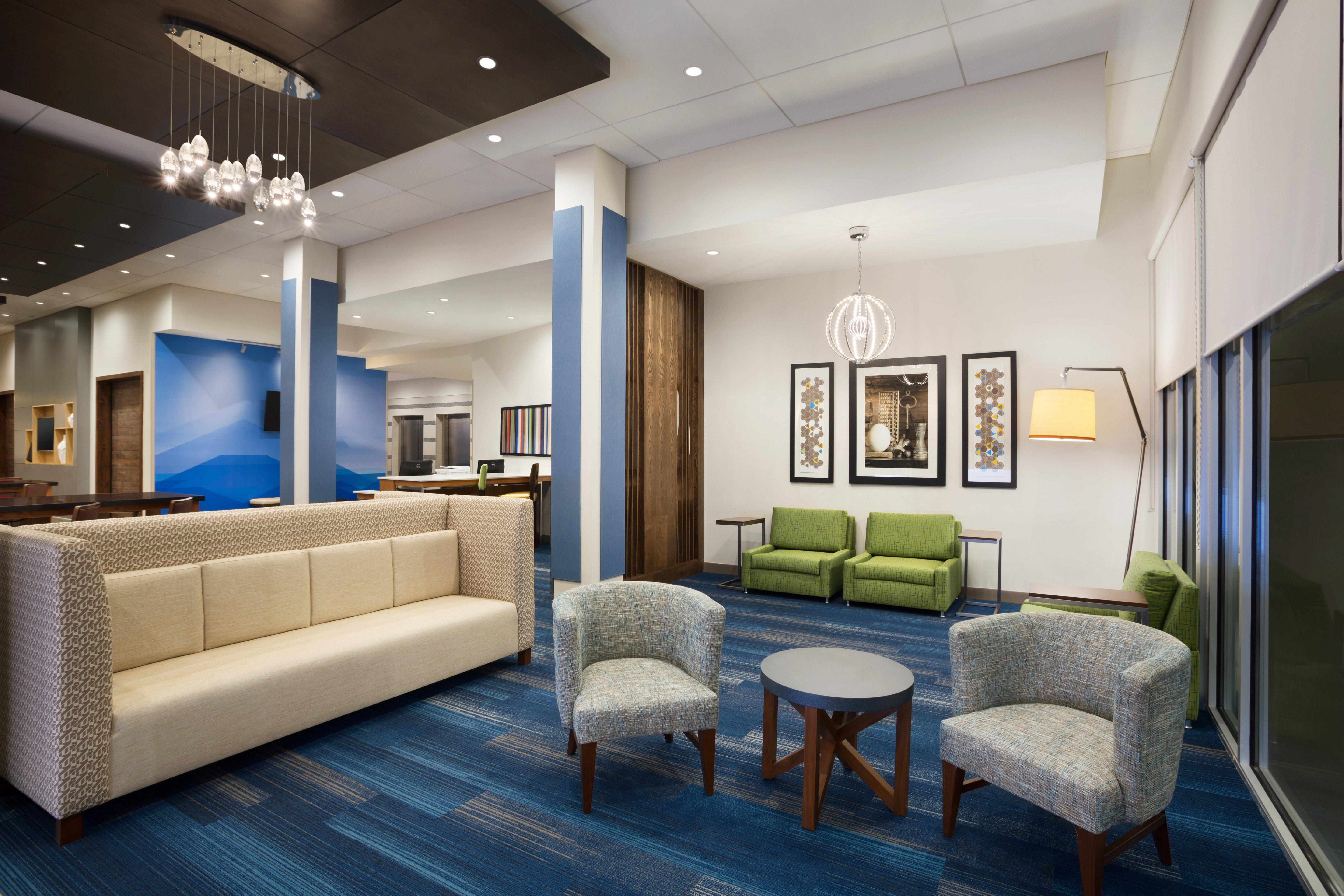 Holiday Inn Express & Suites - Mcallen - Medical Center Area By Ihg Eksteriør bilde
