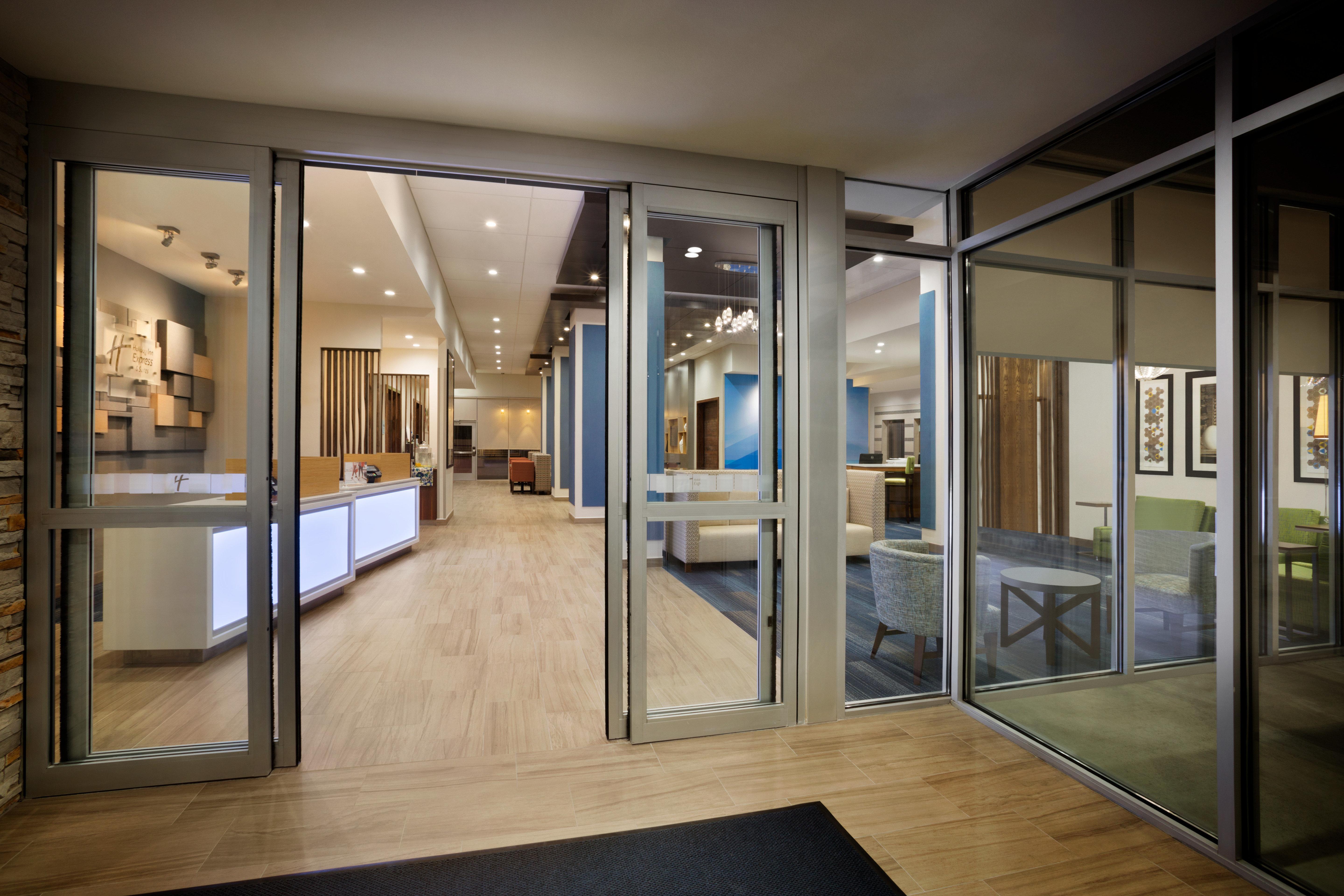 Holiday Inn Express & Suites - Mcallen - Medical Center Area By Ihg Eksteriør bilde